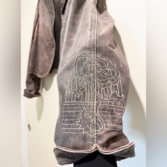 Ibisco Distressed Leather Embroidered Jacket | Cropped Blazer | Boho Chic - Picture 13 of 16